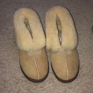 Women’s Ugg Slippers Size 7